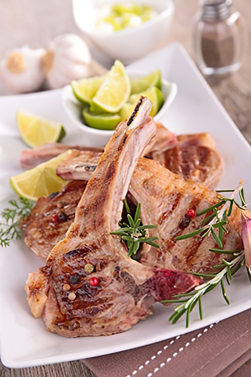 Côtelettes d'agneau grillées