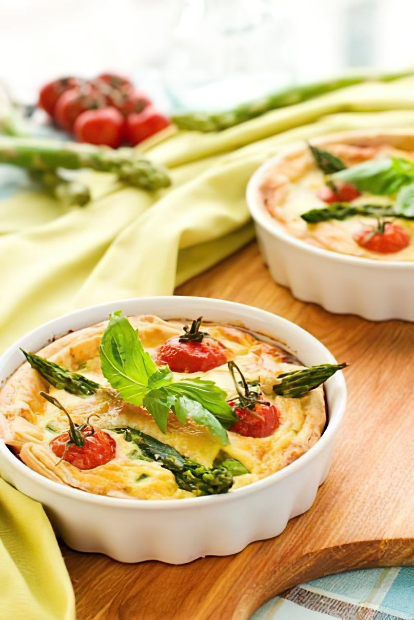 Mini quiches aux asperges et tomates