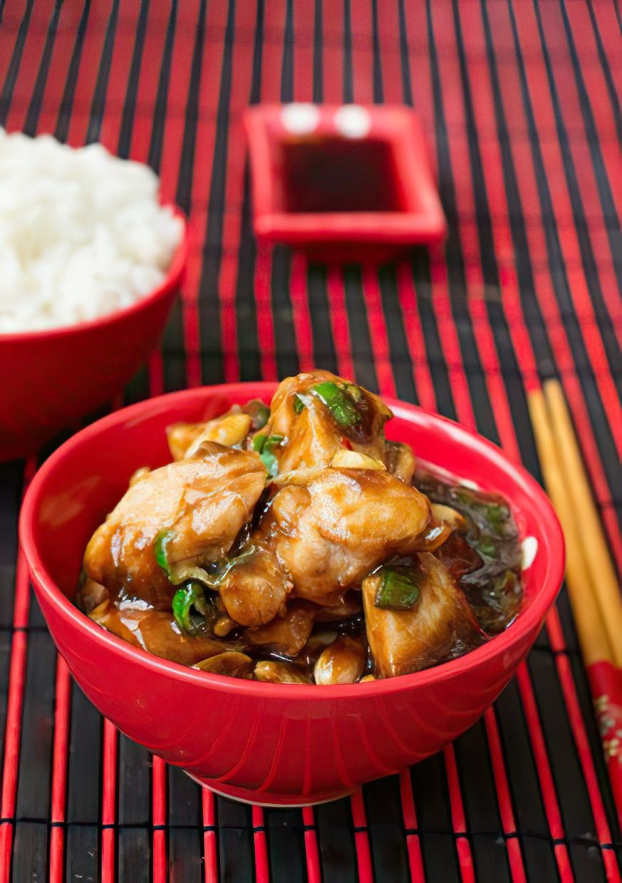 Poulet sauté aux noix de cajou