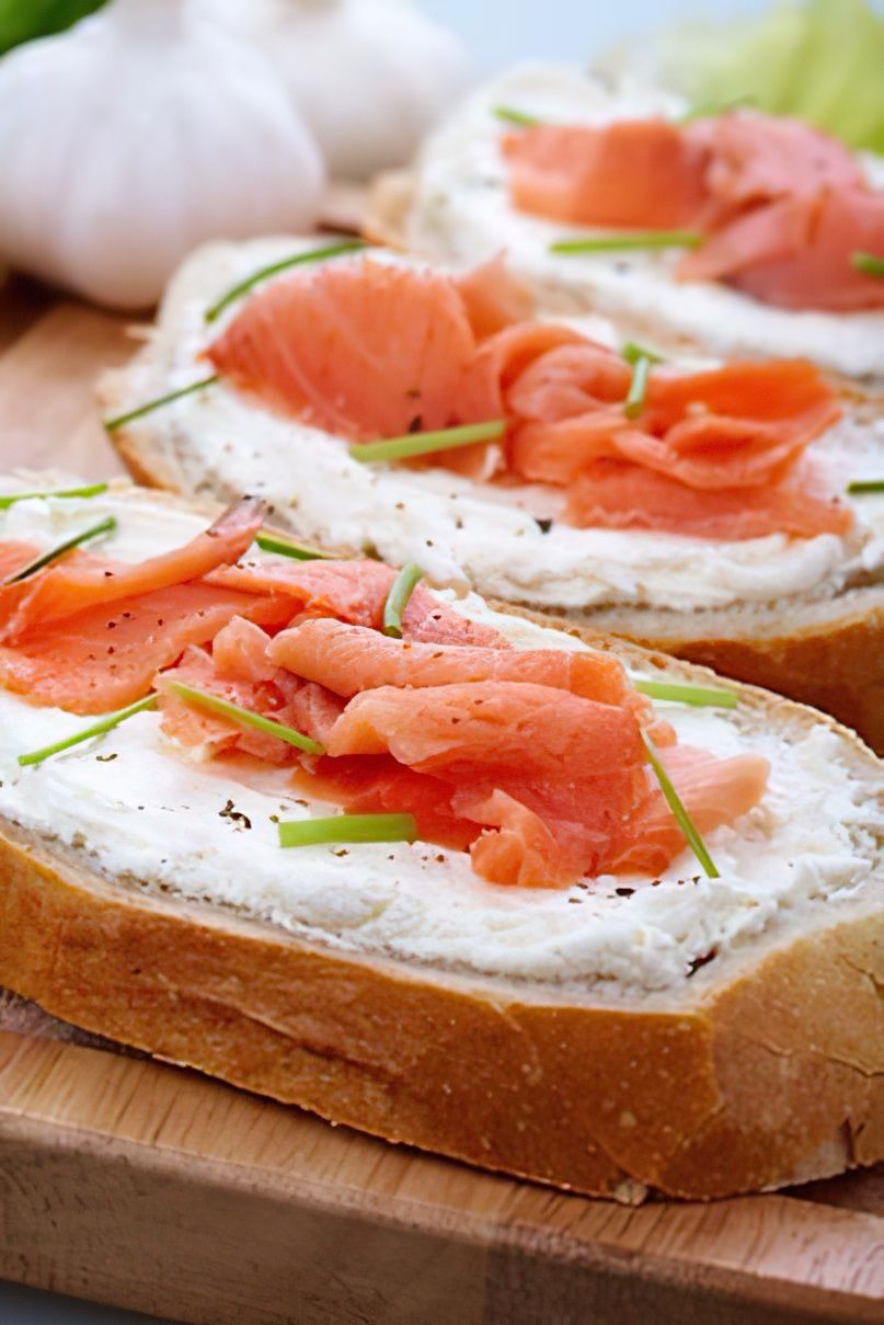 Tartine de saumon fumé au fromage frais