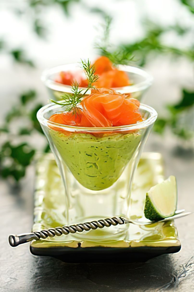 Verrines d'avocat au saumon fumé